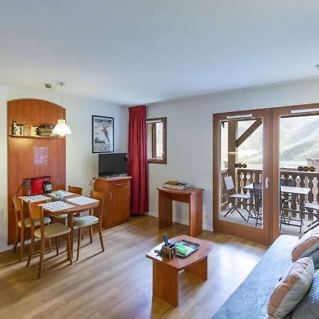 4 Pers Avec Terrasse, Piscine Couverte Et Salle De Fitness, Proche Pistes Et Remontees - Fr-1-404-339