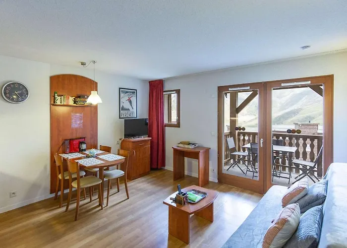 4 Pers Avec Terrasse, Piscine Couverte Et Salle De Fitness, Proche Pistes Et Remontees - Fr-1-404-339